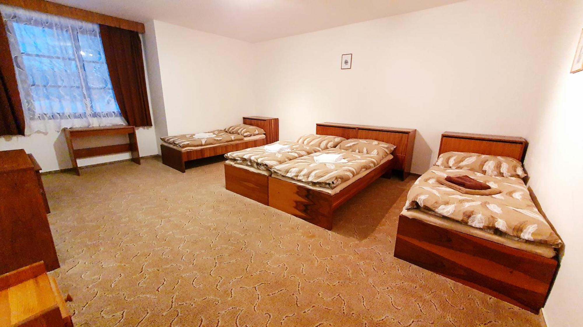 Holensky Dvur Hotel Ratibor  Стая снимка