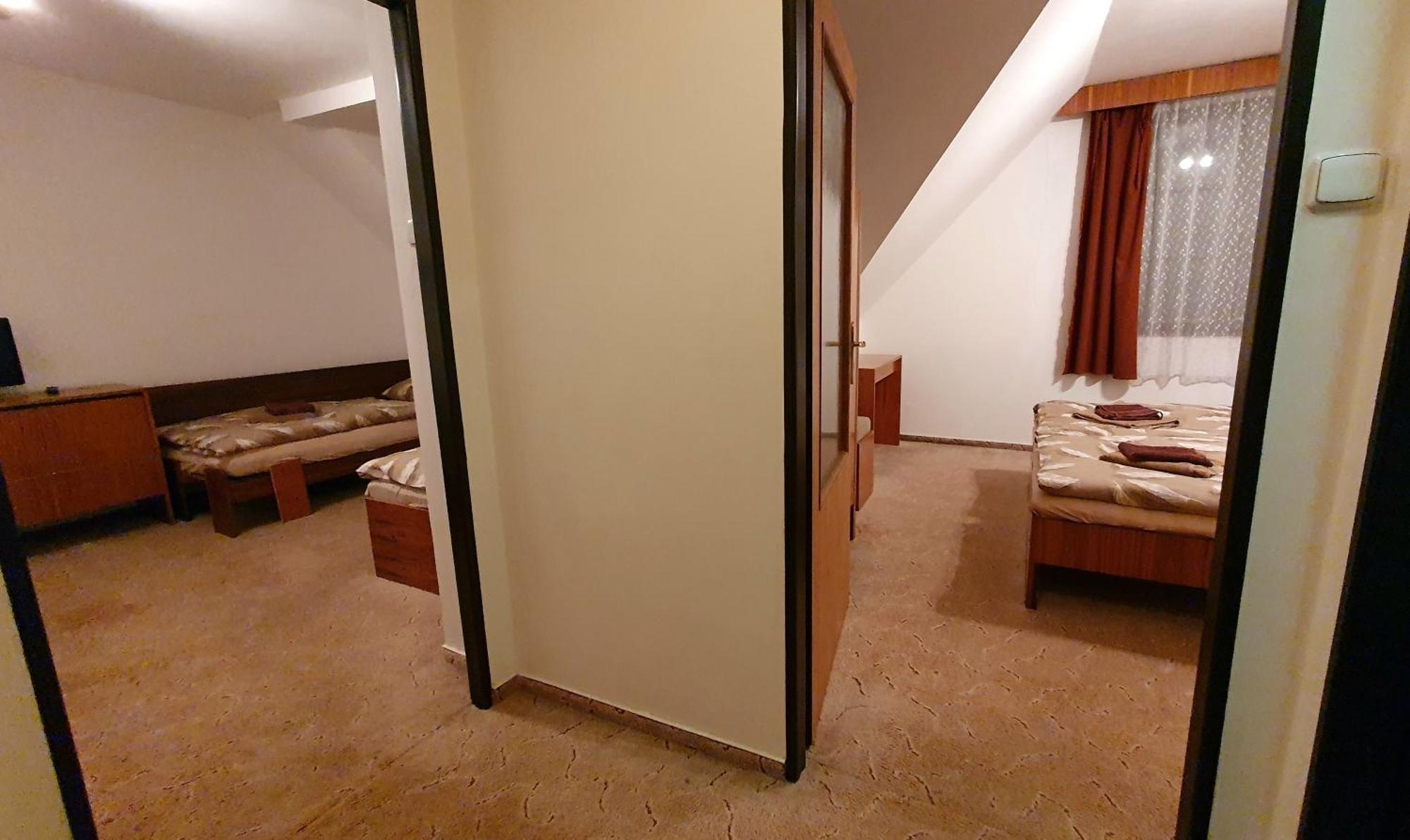 Holensky Dvur Hotel Ratibor  Стая снимка